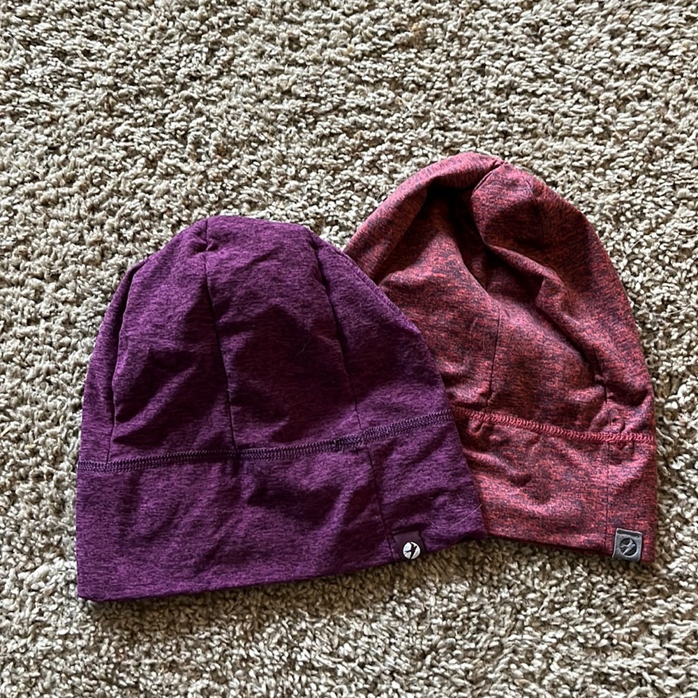 Set of 2 oiselle lux beanies